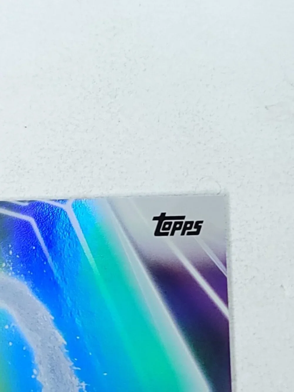Wade Ripple Topps 2026 Disney Neon Holo Parallel Refractor Limited 20/99 - Picture 4 of 5